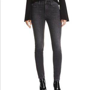 Levi’s 721 High Rise Skinny 27